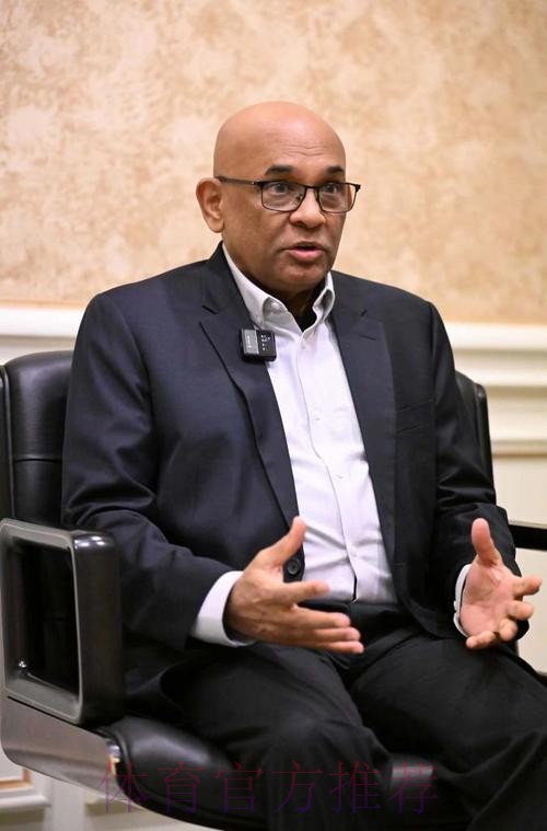 “我从来没有看到过这样的中国足球”——专访亚足联秘书长温莎·约翰